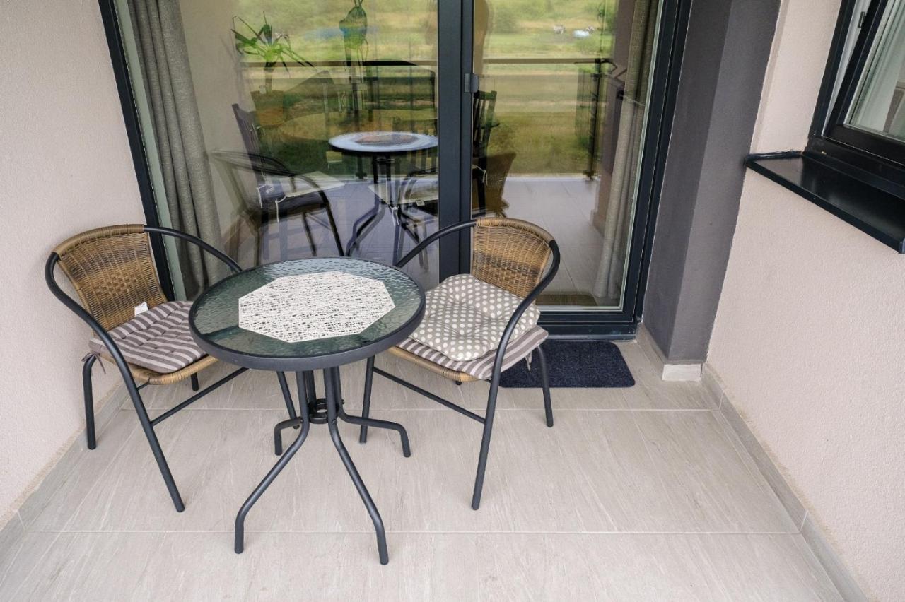 Ferienwohnung Grand Park White Iulius Mall Cluj-Napoca Exterior foto